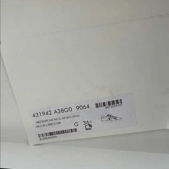 Gucci Women's White and Red Sneakers - Picture 5 of 8